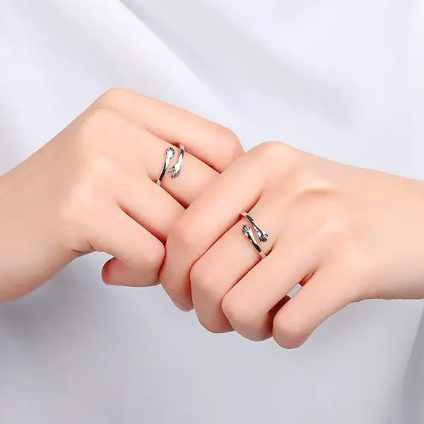 CZTICLE® Embrace Hug Couple Ring (1Pair)